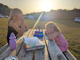 Picnic bench