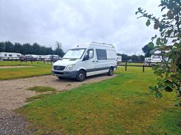 Large pitches & £2 a day electric hookup
