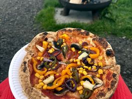 Pizza from food truck