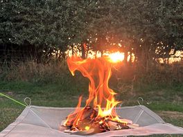 Campfire smores