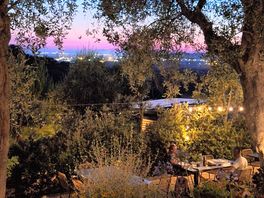 Fantastic scenery and a beautiful restaurant!