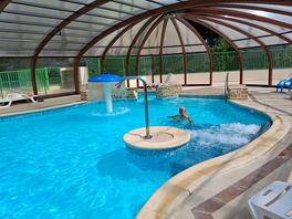 Piscine coiverte