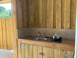 Washing up station