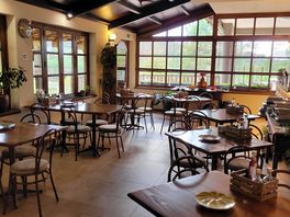 The restaurant