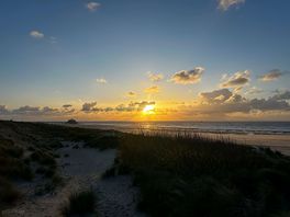 Beautiful beaches, easily accessed.