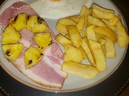 Kids ham, egg and chip