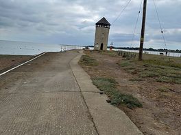 Clean and easy coastal paths