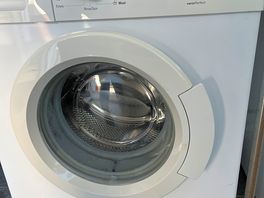 Better wash your clothes by hand than in this dirty machine