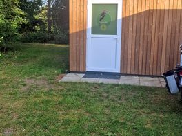 Private shower and toilet room