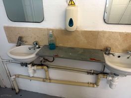 Handbasins