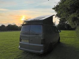 Hedgerow camping