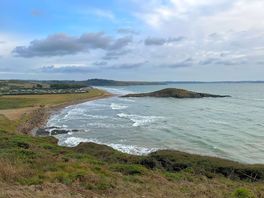 The ile salgren, plage ty an quer and plage saint anne palud with high tide