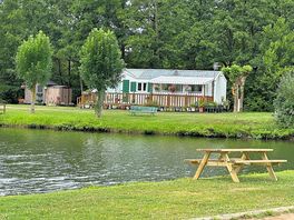 Lakeside lodge