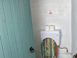 🚽