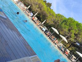 Ein bisschen genießen am pool