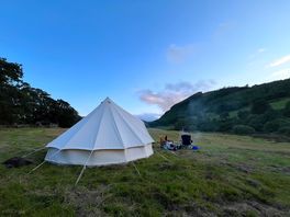 Cae llwyd campsite