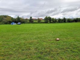 The only other tent in our field. the other fields were equally empty.