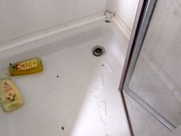 Disgusting shower, photo doesn't show just how dirty it was in there