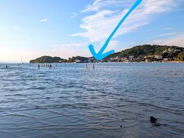 Flachabfallendes meer