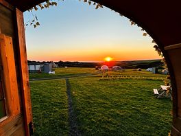 Stunning sunsets! just beautiful.