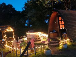 Looked lovley by night