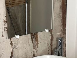 Wash room