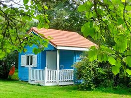 Exterior of a five-person lodge