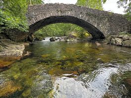 Amazing dip spot just on the the little road in under the bridge