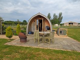 Sweet little home for the weekend 😊