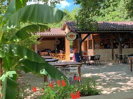 Bar/terrace