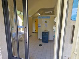 Weiteres sanitärgebäude