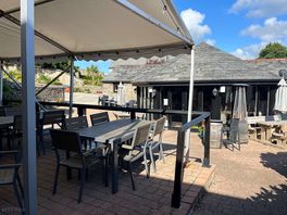 The restaurant - bar area
