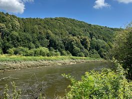 Rive wye , so beautiful and so close