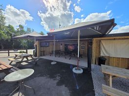Sports bar
