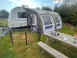 Generous pitch sizes for caravans