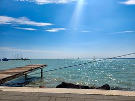 Bezposrednj dostep do balatonu