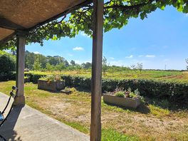 Farm shop café