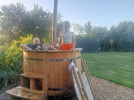 Hot tub