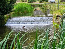 River outside the slaughters country inn