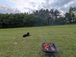 Firepit & logs provided on-site