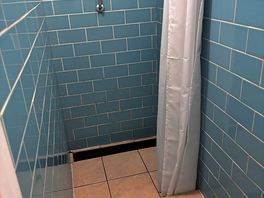 Dirty washrooms