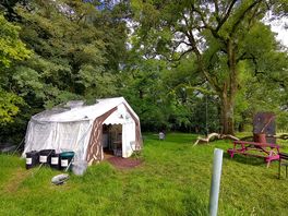 Chapiteau cuisine pour les campeurs