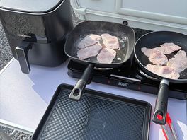 Breakfast on - great weather