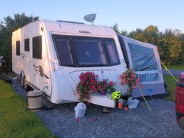 Fully-serviced grass and gravel touring pitch