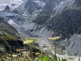 View op de mont minér glacier