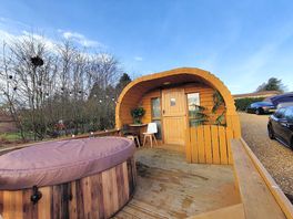 Crabmill glamping site - hut 4