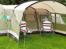 Grass tent pitch