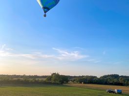 Hot air balloon