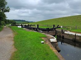 Leeds to liverpool canal.