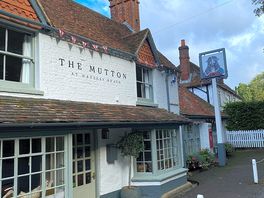 Pub around 15 min walk